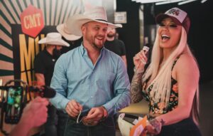 Cody Johnson Instagram - Thank you @cmt for a great night in my home state! #ThatsTexas

📸 @jttex