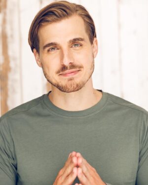 Cody Linley Instagram - Happy Thanksgiving y’all! What are you grateful for? 
•
•
•
#thanksgiving #grateful #life #love #light #codylinley #codylinleylove