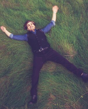 Cody Linley Instagram - POV: You’re a star and I’m marveling at your beauty. ⭐️
•
Thank you @nogenbeckphoto 📸 
•
•
#codylinley #codylinleylove #silly #layingaround #love #peace #actorslife