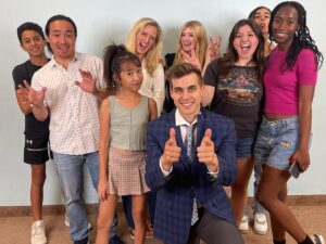Cody Linley Instagram - Shout out to the inspirational actors that I had the pleasure of working with this week! 🙌 Y’all inspire me to continue to learn and have fun with my passion of storytelling. 😎Wishing y’all the best! ❤️🎥 💫 
•
•
•
#actingcoach #actingclass #auditionskills #meisnertechnique #texas #codylinley #fun