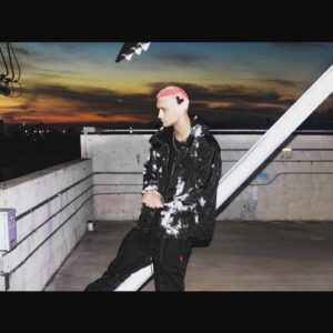 Cody Saintgnue Instagram - dtla w/  @yungpolarfijiwater 
📸 @keyblayd