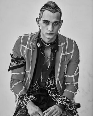 Cody Saintgnue Instagram - I just performed for 8,000 people, and 700,000 people online… wtf 

@_manabouttownuk 
Photography: @matthewbrookesphoto
Digital Tech: @philipppaulus 
Styling: @nicolaformichetti
Editorial Director: @huwgwyther
Hair: @petergrayhair / @intelligentbeautyglobal
Color: @dome_improvement / @planetsalon
Production: Casey Murphy / @clmagency
Styling Assistant: @hunterclem_
#ManAboutTown