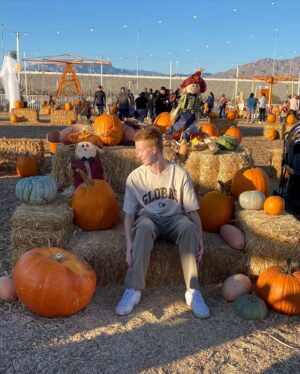 Cody Veith Instagram - pumpkin patch 🎃 ft. bubble blasters & pumpkin juggling