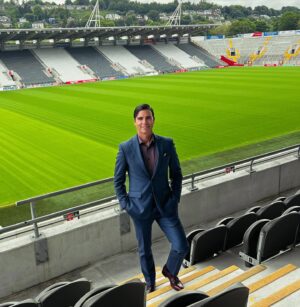 Colin Egglesfield Instagram - Presented my @beyondimpact.mastery communications workshop today to @baxterstoreyireland! 
💯💫🛫🌎🏆🇮🇪
It’s been an amazing experience with a great group of people who are now empowered to deliver more dynamic and impactful presentations!
💥✨🚀
Calling all INTROVERTS!!! 📣
Need some support with public speaking, overcoming  your fear of giving presentations at work, or understanding how to communicate more dynamically to be an inspirational leader? Type ‘IMPACT’ below to connect with me and find out how I can help you be more confident and impactful with your message!
💯💥💫✨🏆
#publicspeaking #speaking #presenting #agileartist #inspire #agileartist #dynamicspeaking #fearofpublicspeaking #fearofpublicspeakingconquered