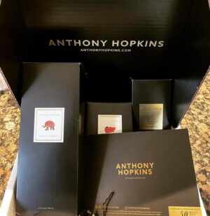 Colin O'Donoghue Instagram - I just received my order from the @anthonyhopkinscollection. They are stunning! Amazing work by @anthonyhopkins and Stella Hopkins in aid of @nokidhungry! #anthonyhopkinscollection https://www.anthonyhopkins.com/