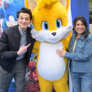 Colleen O'Shaughnessey Instagram - So hyped to be returning! 💛🦊

Repost from @sonicmovie
•
So hyped to have this cast returning for #SonicMovie3! 💙
#tails