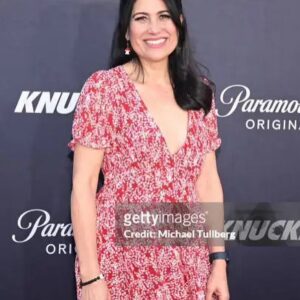 Colleen O'Shaughnessey Instagram - More fun pics from the Knuckles premiere…

 Had to include the one of the back of my hair. @jennykarlmakeup made me look like Alice in Wonderland. 💕🎀