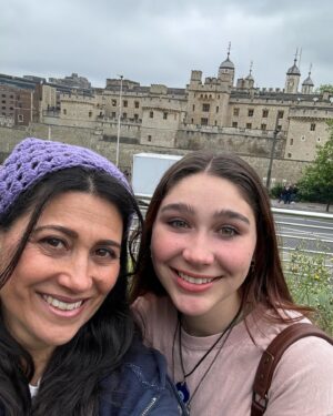 Colleen O'Shaughnessey Instagram - LONDON🇬🇧