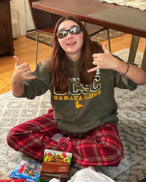 Colleen O'Shaughnessey Instagram - Happy birthday to my sweetest sweet pea!! 🎂🎉🥳 My glorious girl fills me with joy, makes me laugh, astounds me with her wisdom…I couldn’t be more proud to be her mama. 💕💕💕
