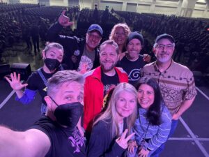 Colleen O'Shaughnessey Instagram - These magical people…could not love them more!!💕💕💕

@blumspew @maryelizabethmcglynn @thekatehiggins @yurilowenthal @taraplatt @michaelyurchak @briandonovan_1 @nekappix 

@awesomecons @celebworx 

#naruto