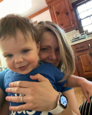 Collette Wolfe Instagram - Living that family life. Just bought a backpack leaf blower. #virginia #spring #baby 😍🪴🪺 @laurenwolfeeee @aquaholics3