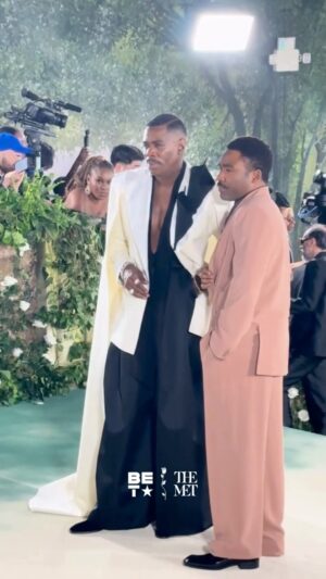 Colman Domingo Instagram - ✌🏾 FRESH AND ✌🏾 CLEAN. 

@kingofbingo and @donaldglover are giving us a linkup we love to see! #METGala