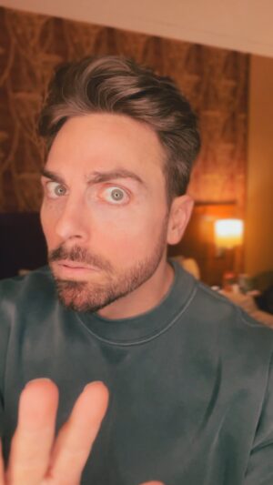 Colt Prattes Instagram - #1 advice tip for aspiring Broadway performers/tik tok/insta fluencers… always record that audio early
___

#broadwaymusicals #broadway #musicaltheatre #vocalhealth #lostmyvoice