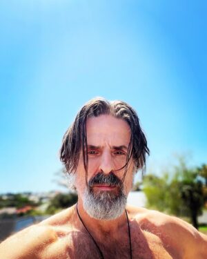 Con O'Neill Instagram - Finally some NZ sun ....and it's glorious 
#pirateslife 
#dayoff