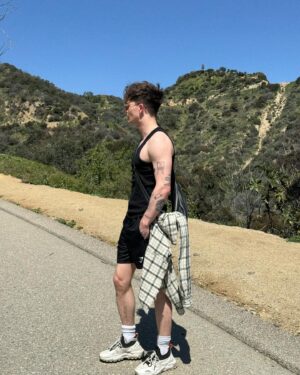 Connor Ball Instagram - Came to LA. Got stuck in bed with tonsilitis for 3 days. Hiked to find the cure.
