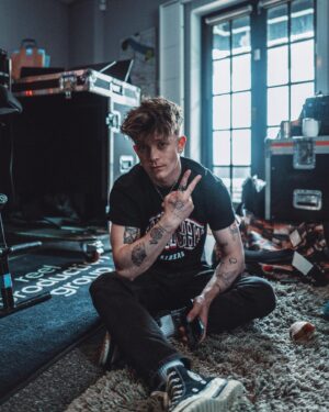 Connor Ball Instagram - royal albert hall we’re coming for ya. three days. 😍

@deansherwood