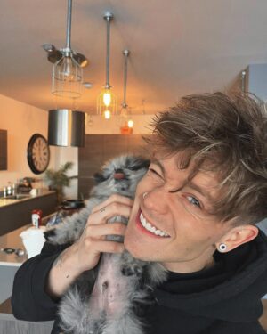 Connor Ball Instagram - puppy spam 🐶 @lilguyarlo