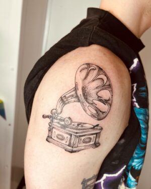 Connor Ball Instagram - Woke up and got 6 tattoos… not quite on @jamesmcvey coverage but he’s still got some years on me 😉 coming for ya 

Thank you so much to @harrisonb_tattoos and @medusa_ink_ for their amazing art and talent. Check out Harrison’s other work and the studio’s page cause their stuff is banging. 🖤

swipe across to see some of the pieces i got
