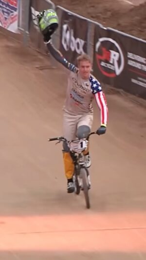 Connor Fields Instagram - He’s done it 3 times himself and now he’s breaking down the 2023 Title Chase! See the 🔗 #InOurBio

#pullbmx #bmx