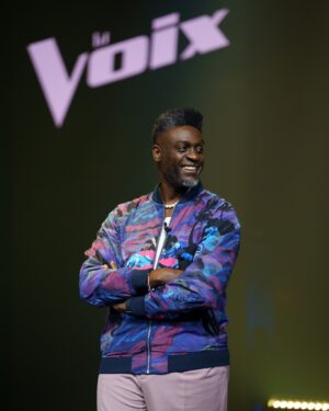 Corneille Instagram - Le gars heureux d’être heureux…
Ça me fait ça à @lavoixtva !!! À ce soir!!!

📺 4e RONDE DES AUDITIONS À L'AVEUGLE
CE SOIR 19H | @tvareseau et TVA 
#LaVoixTVA 
📷 Bertrand Exertier