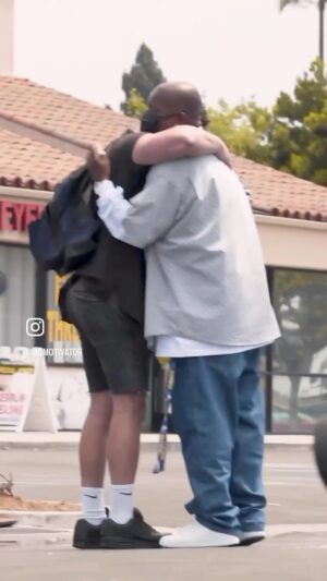 Cory Booker Instagram - A beautiful example of generosity, kindness and grace. These forces are more powerful than selfishness, meanness, and spite.

Everyday we have a choice on how to show up. In a world with so many irrational indiscriminate acts of hate; may we choose irrational indiscriminate acts of love.
