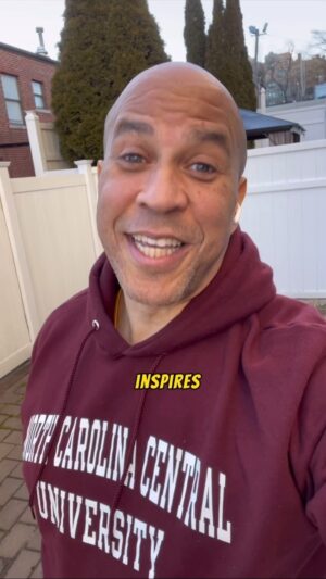 Cory Booker Instagram - Studies show that here in America, 80% of Black women feel the need to change their hair in order to ‘fit in’ at their places of work, and the truth is, implicit and explicit biases against natural hair are all too prevalent. 

This is why I’m proud to have introduced the CROWN Act in the Senate, a bill aimed at ending historical discriminatory practices surrounding natural hairstyles. 

It’s incredibly heartening to see young girls like Leila Denai not only embrace their natural hair but stand up for herself and inspire others to do the same.