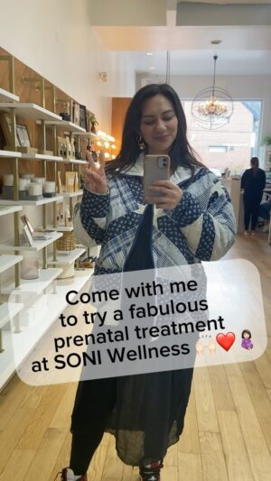 Cory Lee Instagram - Are you ready for your pregnancy glow-up? I tried this new “Prenatal Thrive and Glow” treatment by Stefanie Makagon, R.Ac (Registered Acupuncturist) at SONI Wellness, for some self-care recently and OMG it was fabulous.

We started with body acupuncture to help support me and my baby (can help with swollen feet, circulation issues, pain, acid reflux, etc.) She also used an infrared heat lamp (that’s why the one video clip of the acupuncture has a red tint) - it’s like a sauna for your feet!

She told me it’s important for women in Chinese Medicine, especially pregnant women, to keep their feet warm because the kidney meridian starts there and kidneys are the most important organ to help with a healthy and strong pregnancy - I love Chinese Medicine!

We then moved on with the luxe part of the treatment, which included a gentle cleanse, and my fave, facial gua sha and face massage! Stefanie’s hands are like magic! 💫 It was so relaxing. The facial gua sha helps with puffiness in the face, toning, and sculpting the facial muscles.

After I felt so relaxed, had more energy, and was glowing!!! Thanks ladies, what a beautiful day!

Ps - This is a pregnancy-safe treatment and is the perfect treat for any mama-to-be. It is so important to take care of yourself in the last trimester.
Book with Stefanie Makagon, R.Ac, at SONI Wellness today - http://soni.janeapp.com

@holistic_skn
@soni_wellness
@6babebeauty

#cosmeticacupuncture #acupuncture #torontoacupuncture #facialguasha #torontofacial #pregnancyfacial #chinesemedicine
#hosted