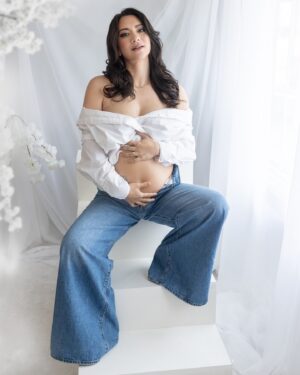 Cory Lee Instagram - Sorry not sorry that I am posting so many maternity pics! But my tits are incredible and probably never gunna look this good again so please just like this post!

Again I am so happy with my pictures @charlene.arianna.photography really is so magical and @flawless.essentials slayed my face! All the looks are perfectly me too

Which outfit is ur fav? ❤️🙌🏻😭

#maternity #maternityphotography #maternityshoot #maternitypictures #pregnant #preggo #thirdtrimester #coryleematernitystyle