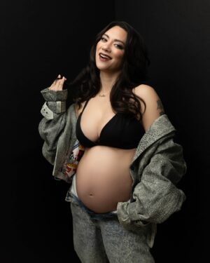 Cory Lee Instagram - Just got my final images from my maternity shoot and I am crying tears of joy! They really are everything I wanted and more! @charlene.arianna.photography went above and beyond and I 100 percent recommend her - I will post more soon 

😭❤️🤰🏻

#pregnancy #maternity #maternityphotography #maternityshoot #thirdtrimester #preggo #coryleematernitystyle