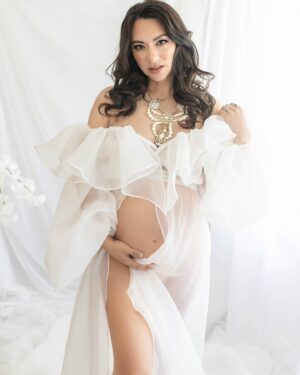 Cory Lee Instagram - Sorry not sorry that I am posting so many maternity pics! But my tits are incredible and probably never gunna look this good again so please just like this post!

Again I am so happy with my pictures @charlene.arianna.photography really is so magical and @flawless.essentials slayed my face! All the looks are perfectly me too

Which outfit is ur fav? ❤️🙌🏻😭

#maternity #maternityphotography #maternityshoot #maternitypictures #pregnant #preggo #thirdtrimester #coryleematernitystyle