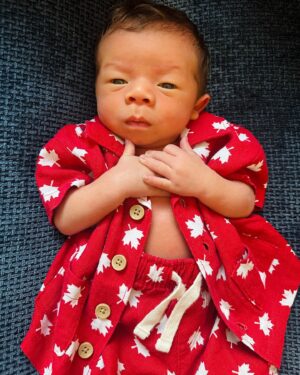 Cory Lee Instagram - Marlow wishes you all a Happy Canada Day!! 🇨🇦⭐️❤️

#marlowmoments #newborn #thanksitsoldnavy #happycanadaday