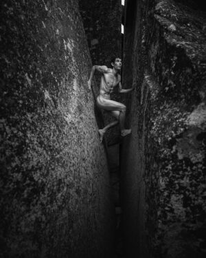 Cory Richards Instagram - Where it started and where it went. First image: @alexhonnold climbing near Moab, UT ‘08/‘09 Second image: @alexhonnold for the @ESPN body issue in 2019.