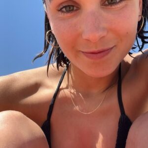 Cosima Henman Instagram - Up the villa