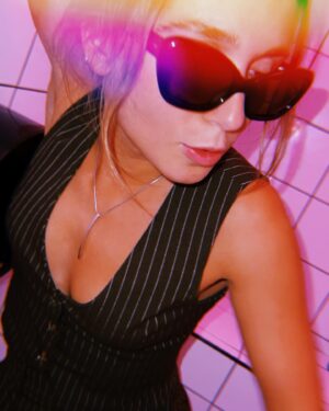 Cosima Henman Instagram - Album coming out soon…