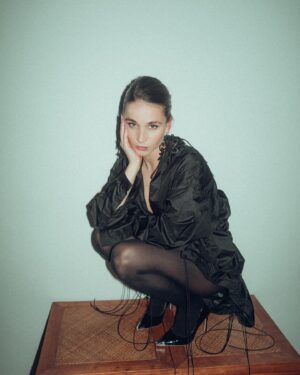 Cosima Henman Instagram - Wearing @kasiaku for Berlinale’24 dressed by @alexmcfab 

Shot by @joelistdort