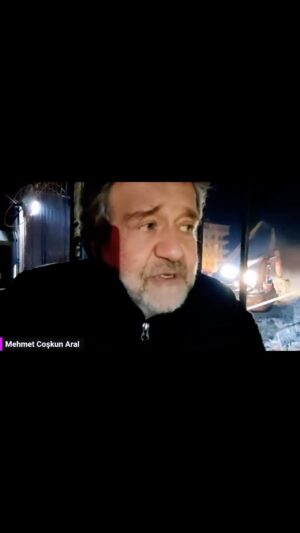 Coşkun Aral Instagram - Yaşananlardan alınmayan dersler ve insan hayatı üzerine yapılmış hesaplar, on binlerce ölüm, yıkılmış şehirler ve hayatlar olarak geri döndü.
Aradan geçen bir yılda ders almak bir yana bölgedeki sorunlar çözülmüş bile değil.
6 Şubat Depremi’nde hayatını kaybedenleri rahmetle anıyorum, geride kalanların acısını paylaşıyorum.
Çok üzgünüm, keşke her şey farklı olsaydı.