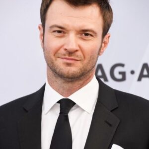 Costa Ronin Instagram - The last big hurrah for all of us at @theamericansfx at the @sagawards Thank you, friends, for sharing this journey with us. Through sweat, blood and tears it paved the way for others to trust foreign actors not as tokens for diversity but to carry the story and bring truth and authenticity. Thank you all!! I am forever grateful to #RoriBergman @rb_cast, #JohnLangraf and everyone at @fxnetworks @amblin and our powerhouse creators, producers, directors and writers at #TheAmericans for trusting me to breathe life into #OlegBurov. Thank you!! #Curtain.