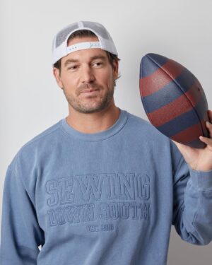 Craig Conover Instagram - If you could ask me anything in the world, what would it be?

#sdsmerch #sewingdownsouth #varsityteam #whatswrongwithmysewing