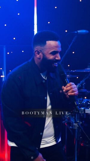 Craig David Instagram - 6 Weeks til I’ll be performing with my Band in North America 💫❤️ Get your tickets NOW if you want to see this live 🇺🇸

💫 LINK IN BIO 💫

San Francisco - May 6th
Atlanta - May 8th
New York - May 10th - SOLD OUT
Toronto - May 11th 🇨🇦 - SOLD OUT
Chicago - May 13th
Philadelphia - May 15th
Washington - May 16th

#USAtour #band #live #vibes