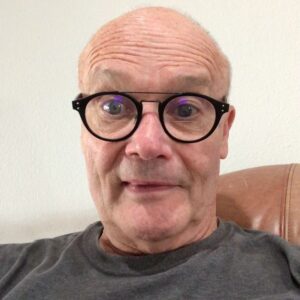 Creed Bratton Instagram - Check out my new single "Chan Chu Toad" 🐸 to find the cure to one of the world's biggest problems! (link in bio)