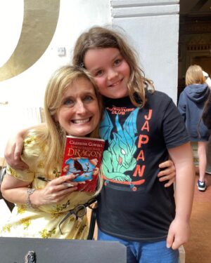 Cressida Cowell Instagram - Thankyou to everyone who came to the event at @brightonlitfest on Saturday, and thankyou for showing me all your beautiful art and creativity, and your World Book Day costumes! 
❤️📚
@worldbookdaysocial