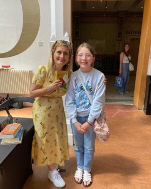 Cressida Cowell Instagram - Thankyou to everyone who came to the event at @brightonlitfest on Saturday, and thankyou for showing me all your beautiful art and creativity, and your World Book Day costumes! 
❤️📚
@worldbookdaysocial