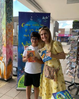 Cressida Cowell Instagram - Thankyou to all the schools who came to my event at the Warwick arts centre, and to everyone who came to the signing at @kenilworthbooks afterwards…here with the very wonderful @debtex69 who organised this event so beautifully, the team at @kenilworthbooks and some of the kids and their parents who came along on such a beautiful day #❤️📚