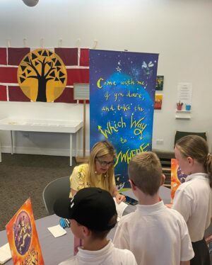Cressida Cowell Instagram - Thankyou to all the schools who came to my event at the Warwick arts centre, and to everyone who came to the signing at @kenilworthbooks afterwards…here with the very wonderful @debtex69 who organised this event so beautifully, the team at @kenilworthbooks and some of the kids and their parents who came along on such a beautiful day #❤️📚
