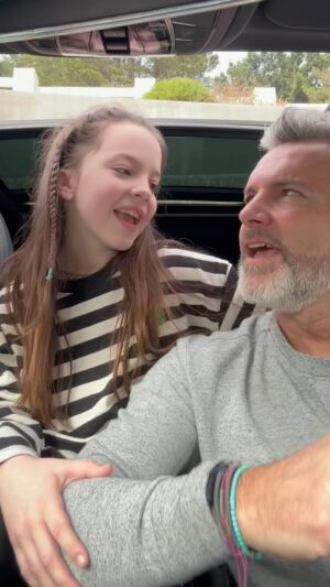 Cristián Sánchez Instagram - Si la Gracia también es fanática de @luismiguel es que he hecho todo bien como papá!!! 🥰😍🤙🏻 Me encanta su energía y pasión cuando canta… ❤️❤️❤️ @exeed_bornformore