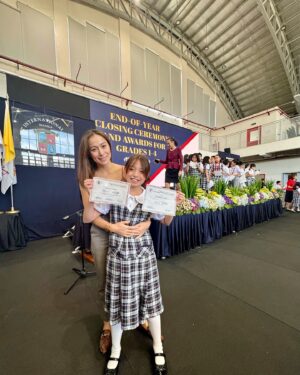Cristine Reyes Instagram - Moving up 🤸🏽‍♀️