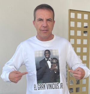 Cristóbal Soria Instagram - Después de la maravillosa Copa de América del gran Vinicius Junior…si volvéis a escuchar a los gurús del real de madrid eso del próximo Balón de Oro no olvidéis descojonaros de las risas…🤣🤣🤣🤣🤣🤣🤣🤣🤣🤣😜🤣🤣🤣🤣