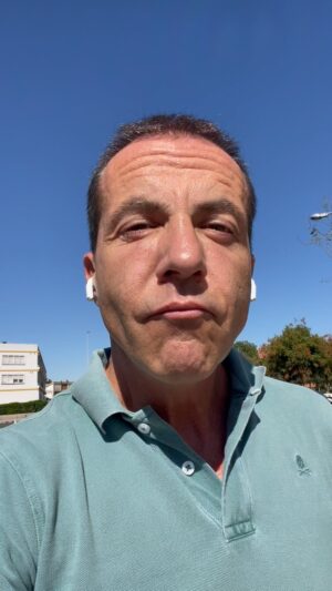 Cristóbal Soria Instagram - Muchas veces me contáis que no voy nunca al Bernabéu que si no soy capaz y blablablablabla…

Quiero compartir con todos vosotros mi visita al nuevo Bernabéu…😜