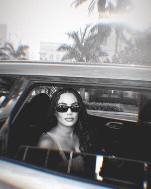 Crystal-Lee Naomi Instagram - Two hours of makeup   about 8 filters to look this cool. Thx for the pic mom bahahahahahaha 😆
#SheHustlerSeason 

▫️
▫️
▫️
▫️
▫️
▫️
▫️
▫️
▫️
▫️
▫️
▫️
▫️
▫️
▫️
▫️
▫️
▫️
▫️
▫️
▫️
▫️
▫️
▫️
▫️
▫️
▫️
▫️
▫️
▫️
▫️
▫️
#mindsetquotes #mindsetiseverything #mindsetmatters #quoteoftheday #quotestagram #quotesdaily #filmmaker  #bts #actorslife #actorsofig #actorsofinstagram #inspo #blackmodels #filming #blackexcellence #sistasonbet #blackfilmmakers #blackfilms #growth #melaninart #melaningram #melaninmodels #beautyphotography #beautygram #allblackeverything #photoshoot #gemini #geminiseason