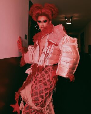 Crystal Methyd Instagram - ❤️💖Prissy Kissness, America💖❤️

I got to attend my first @rupaulsdragrace finale with my sister @dayabetty 🎉 Keep an eye out for us in the audience FRIDAY at 8/7c, only on @mtv! 📺 ⭐️
•
•
•
Styled by @guvanchnyc
Photographed by @hausofmfp
Pink sequin top and pants: @tanner.fletcher
Skirt and jacket: @ying_fll
Hair: @hellawigz

@worldofwonder #rupaulsdragrace